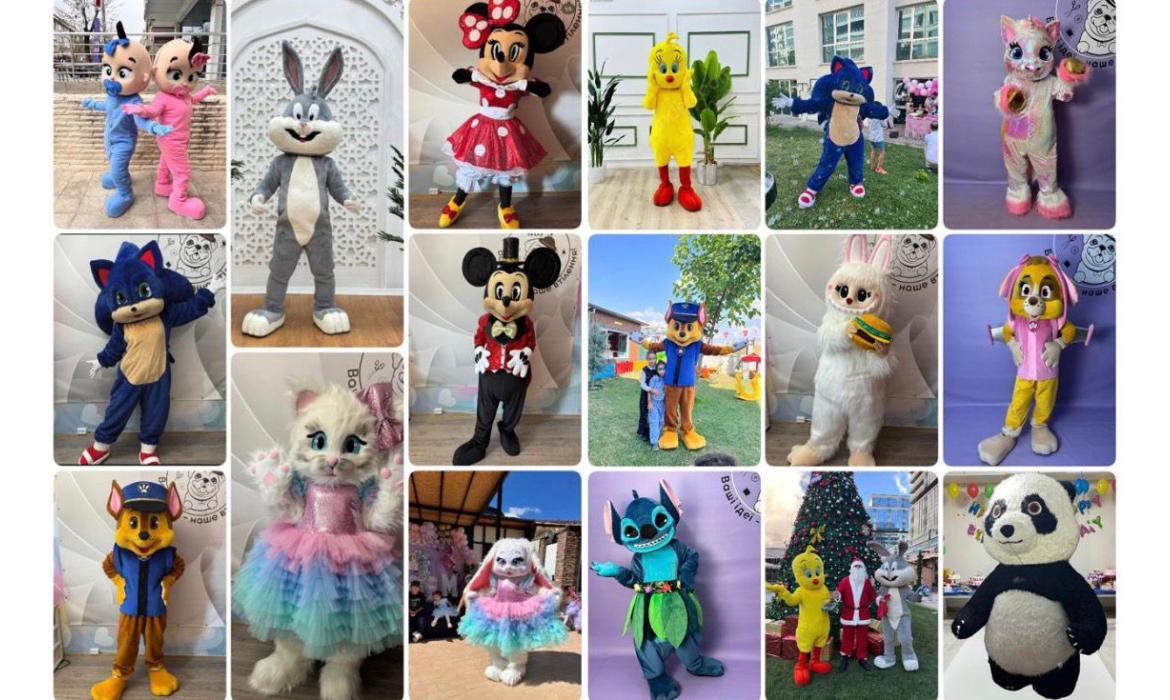 Maskot Kostümlü Animatör